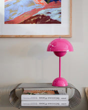 Load image into Gallery viewer, &TRADITION | Flowerpot VP9 Portable av Verner Panton 1968 - flere farger tilgjengelig