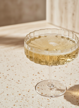 Ladda upp bild till gallerivisning, MODERNISM | Cullinan Crystal Champagne Coupe glasögon