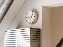 Ladda upp bild till gallerivisning, HAY | Analog klocka - Vit