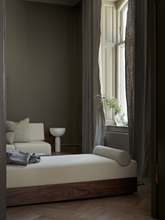 Load image into Gallery viewer, NEW WORKS | Kizu bordlampe - hvit marmor, liten