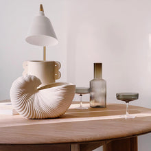 Afbeelding in Gallery-weergave laden, FERM LIVING | Shell Pot - Off White
