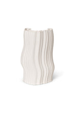 Afbeelding in Gallery-weergave laden, Ferm Living Moire Vase - Off White - Large
