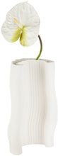 Afbeelding in Gallery-weergave laden, Ferm Living Moire Vase - Off White - Small
