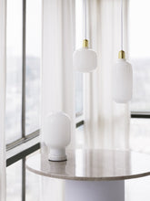 Afbeelding in Gallery-weergave laden, NORMANN COPENHAGEN | Amp Pendant Lamp White/Brass (Multiple Sizes)
